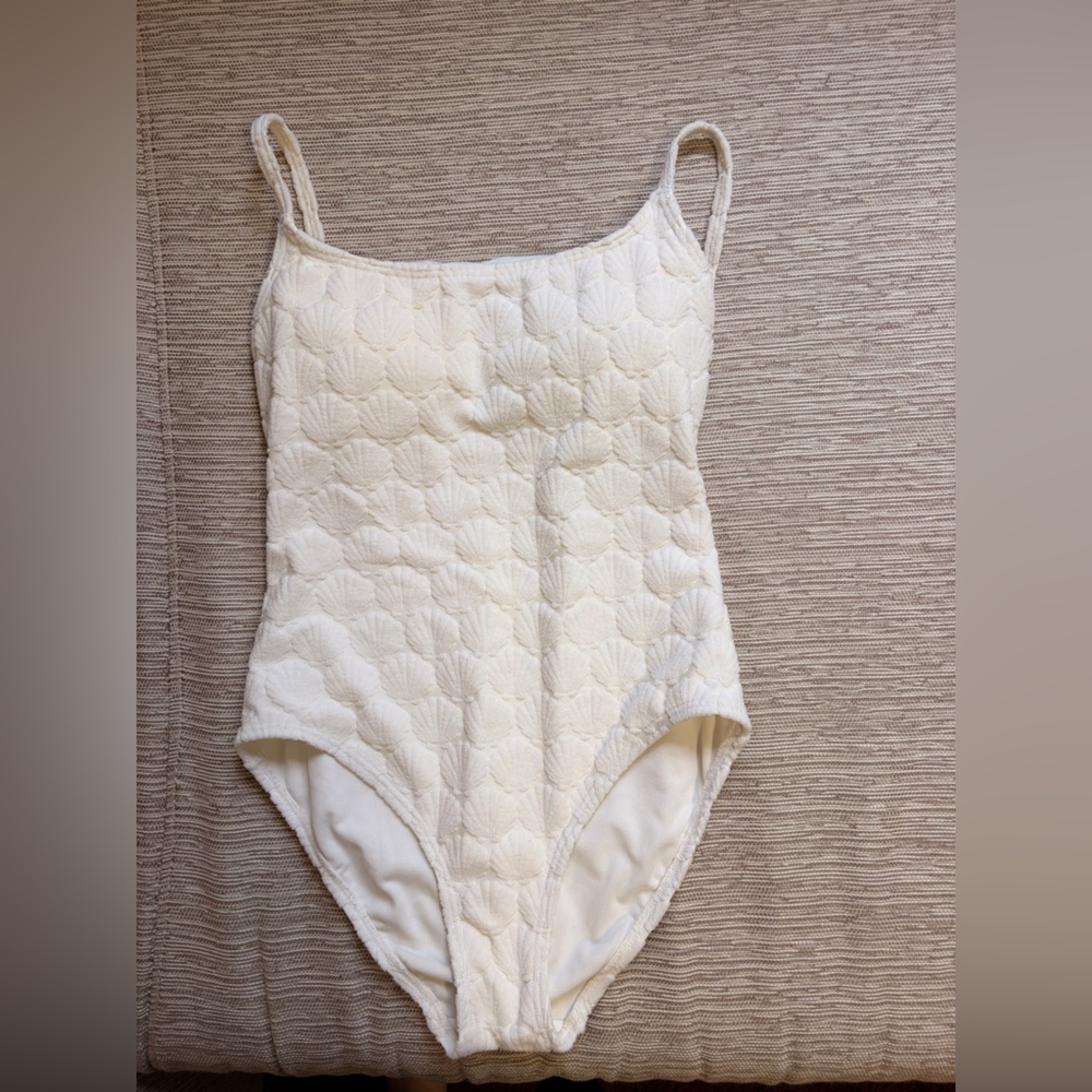 kate spade Cream Quilted Shell-Pattern One-Piece Swimsuit